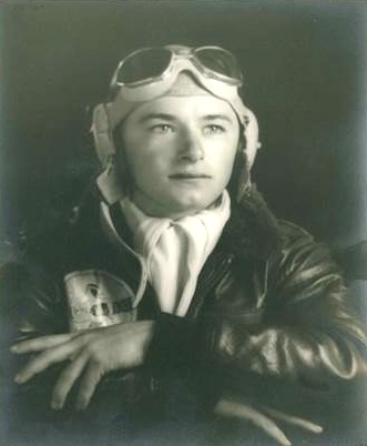 Jaro Lepic in a professional photo wearing a leather jacket and a aviator hat